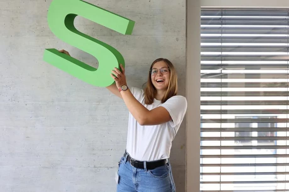 No alternate text provided