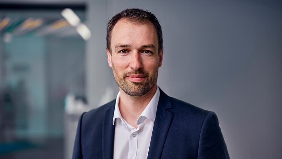 No alternate text provided